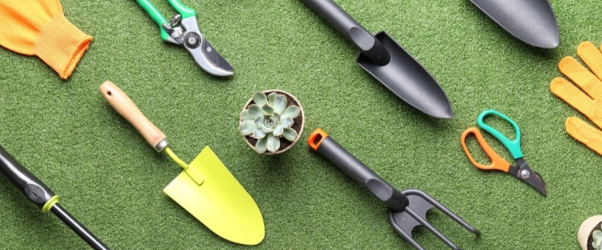 Selecting the Ideal Tools for Your Landscaping Projects